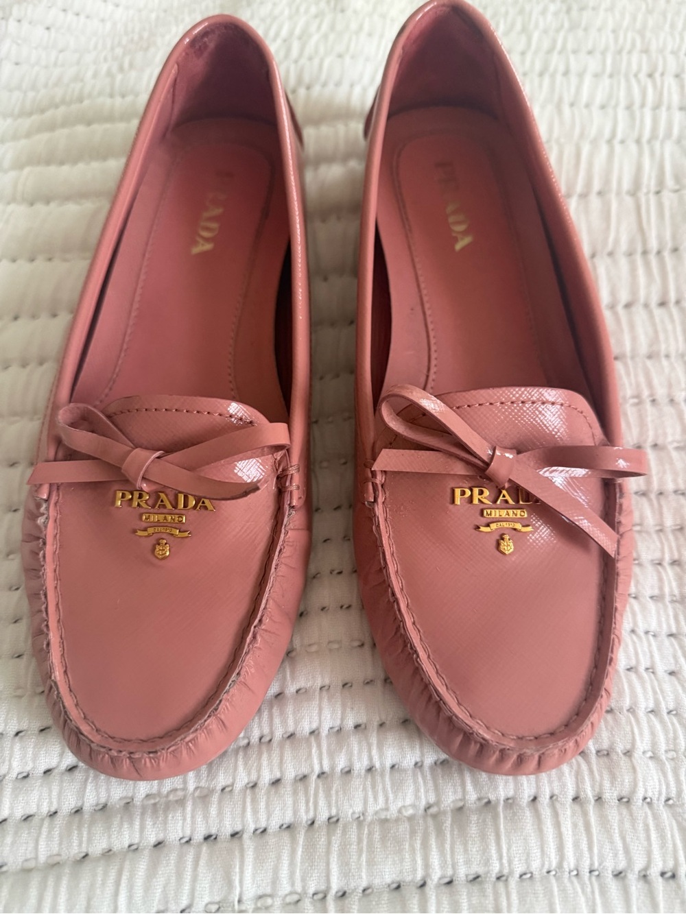 Prada Dusty Rose Leather Bow Loafers with Gold Logo - Picture 2 of 8